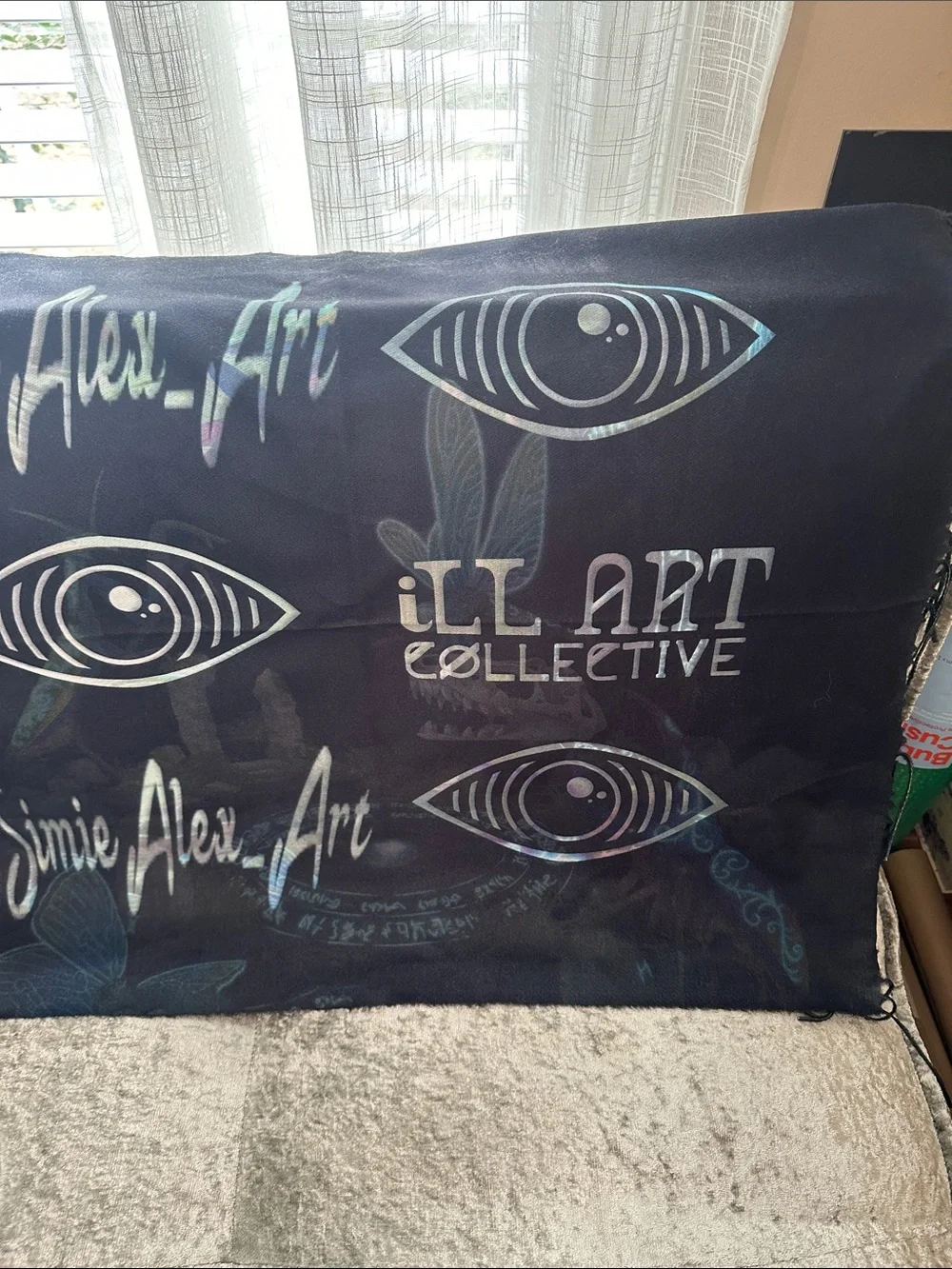 Ill Art Collective x Simi Alex Art Pashima (NWOT)